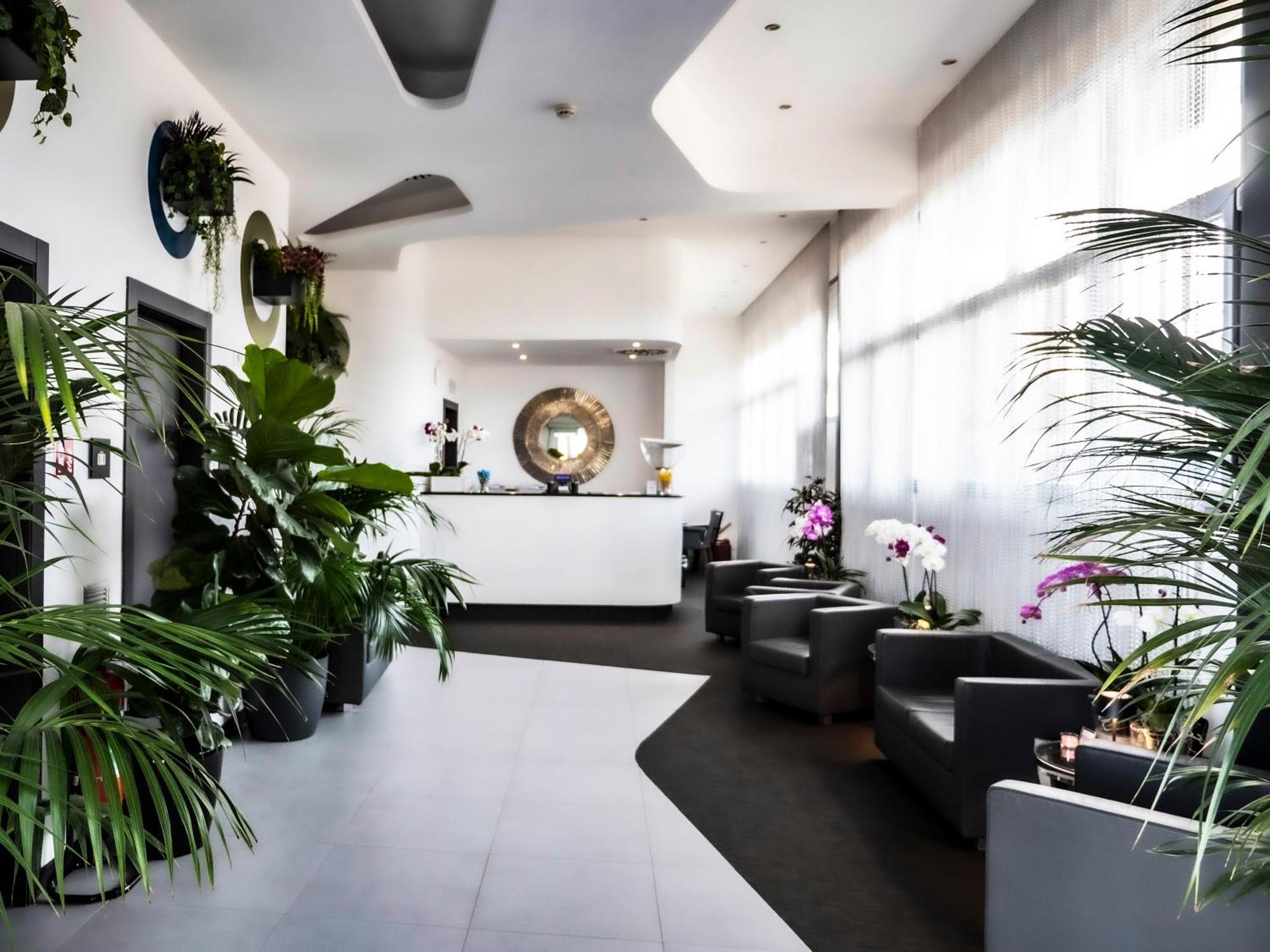 Loto Business Hotel Rome Exterior photo